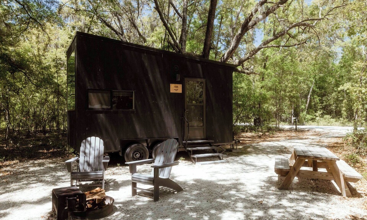 Suches Cabin | Postcard Cabins Chattahoochee, Outdoor Collection by Marriott Bonvoy