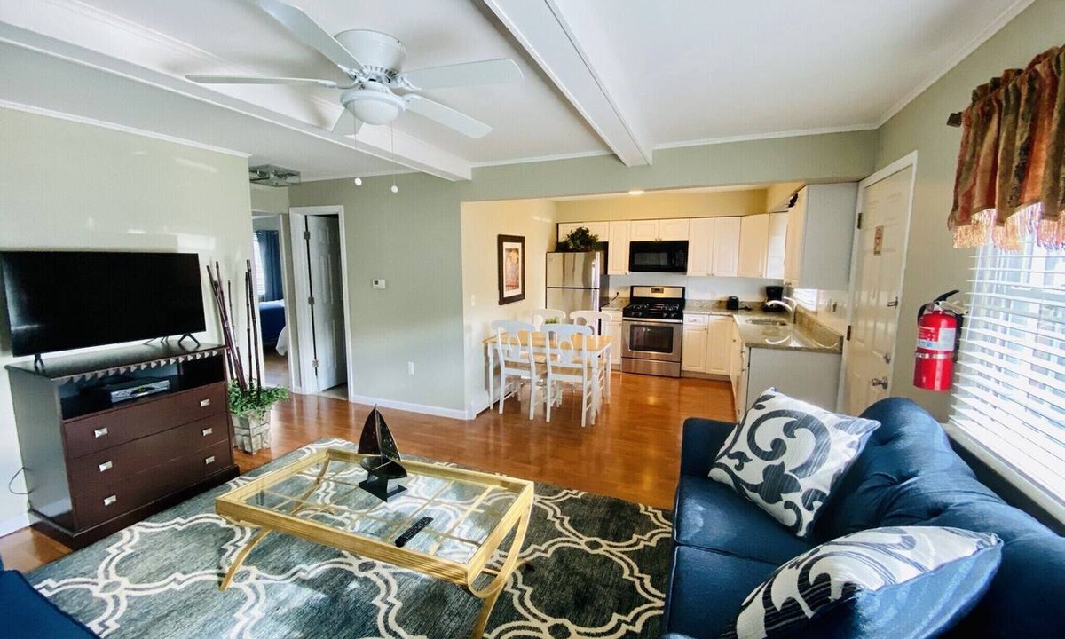 Ortley Beach Apartment | PREMIER HOST-2BR SEASIDE PARK SUITE#3, One Short Block to Beach, Kit, Liv Room
