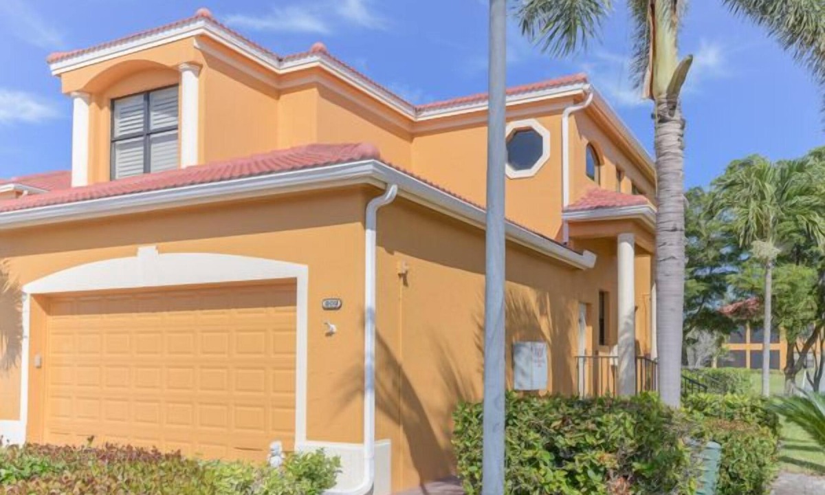 Biggar Condo | Prentiss Pointe Condo - 3 bedroom, 2 bath, 2-Floor Condo in Ft Myers