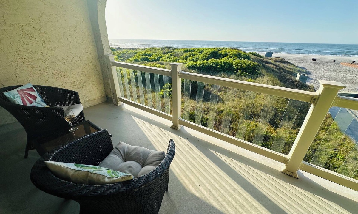 Brigantine House | Prime Direct Oceanfront close to everything! Friday-Friday summer rental weeks!