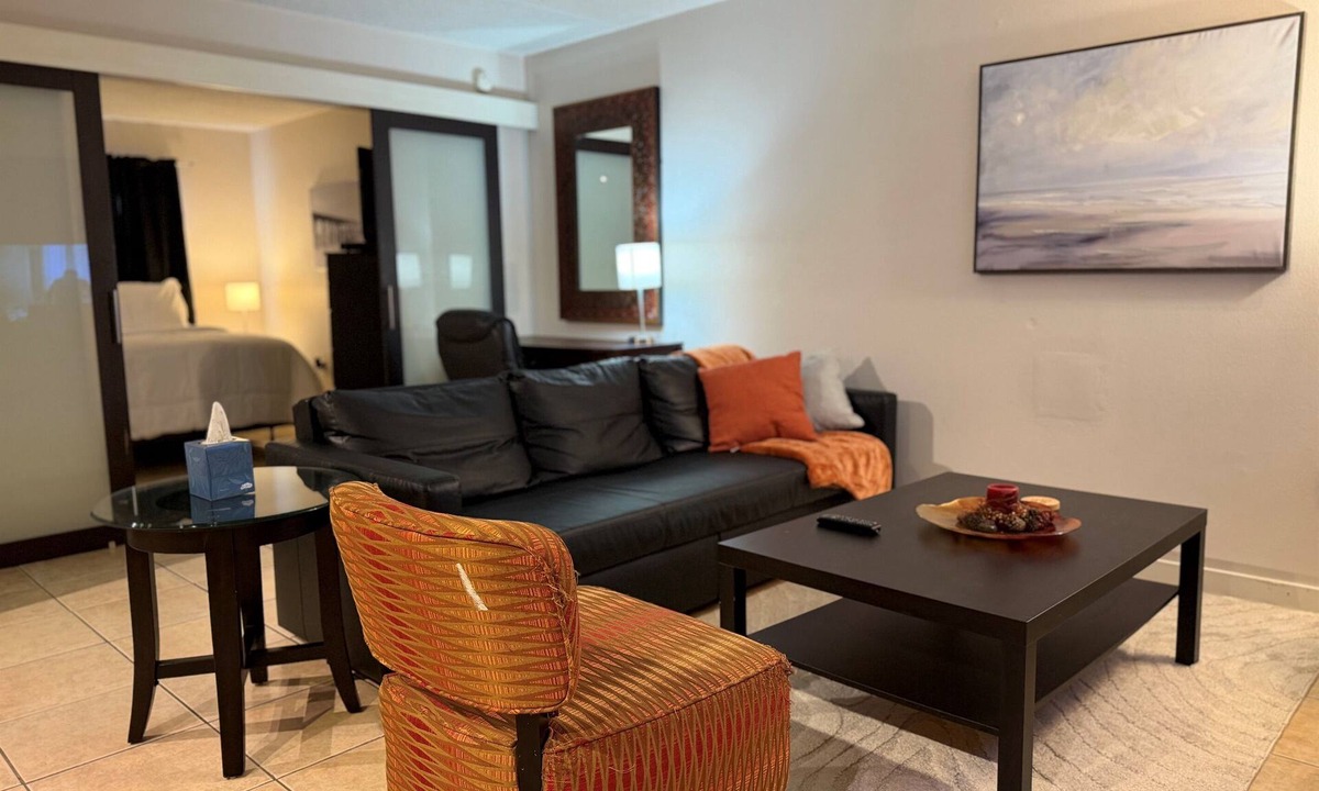 Oakford Park Apartment | Prime Location 1BR | 5 min to DowntownTampa