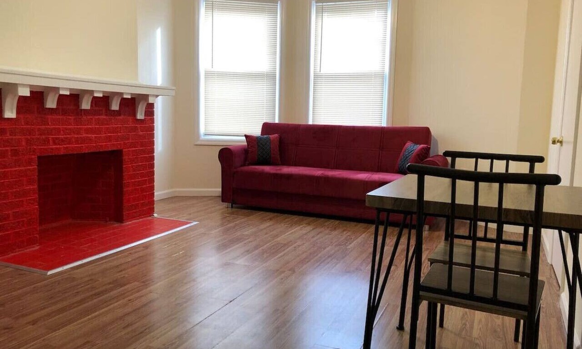 Weequahic Apartment | Private 3 bed, 1 bath apartment near EWR/NYC, MetLife Stadium 30 mins