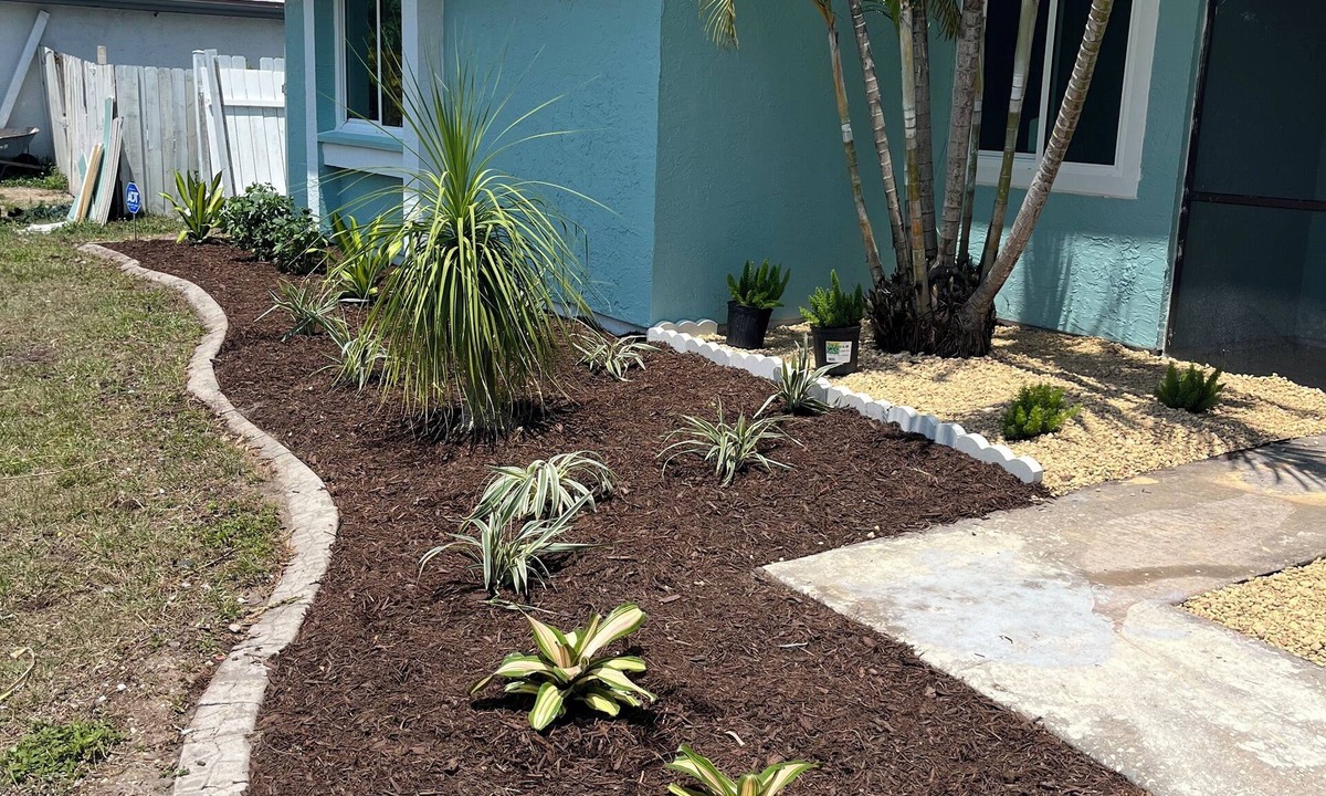 Port Charlotte House | Private 3-BR/2-BA House w/fenced in back yard