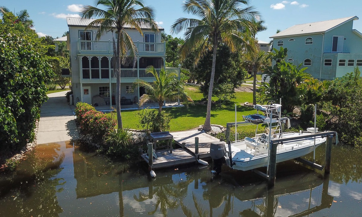 Terra Ceia House | Private Boat Ramp & Free Kayaks! Tropical Home on Canal By Tampa Bay