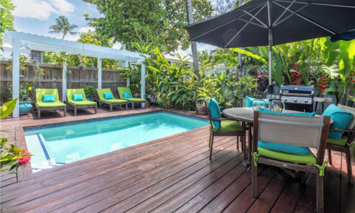 Old Town House | Private Heated Pool-2BR/2BA-OldTown Location-Avail Jan 1 -March 31 -Weekly Maid
