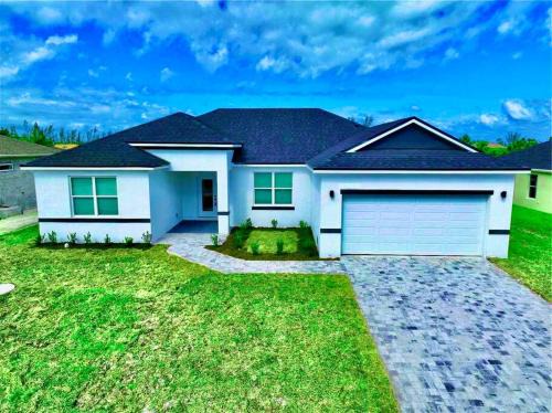 South Gulf Cove House | Private House 5Bed 3baths