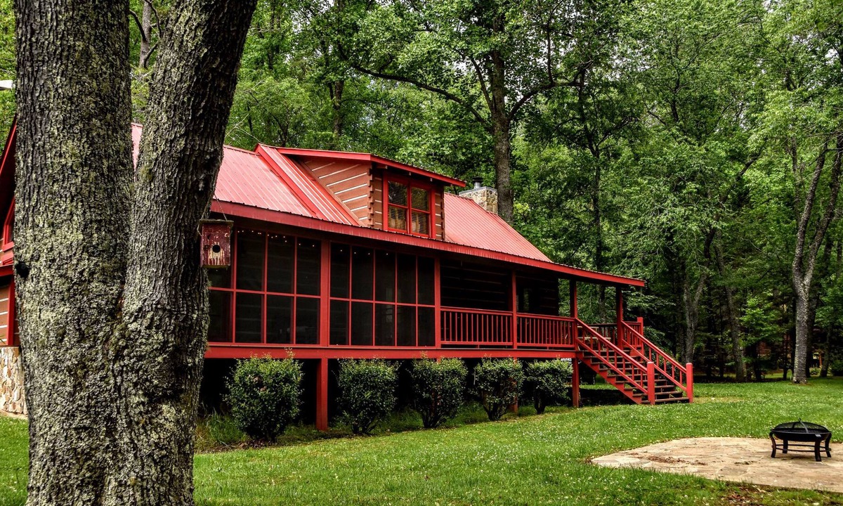 Suches Cabin | Private Mountain River Front Getaway Cabin on the Toccoa River