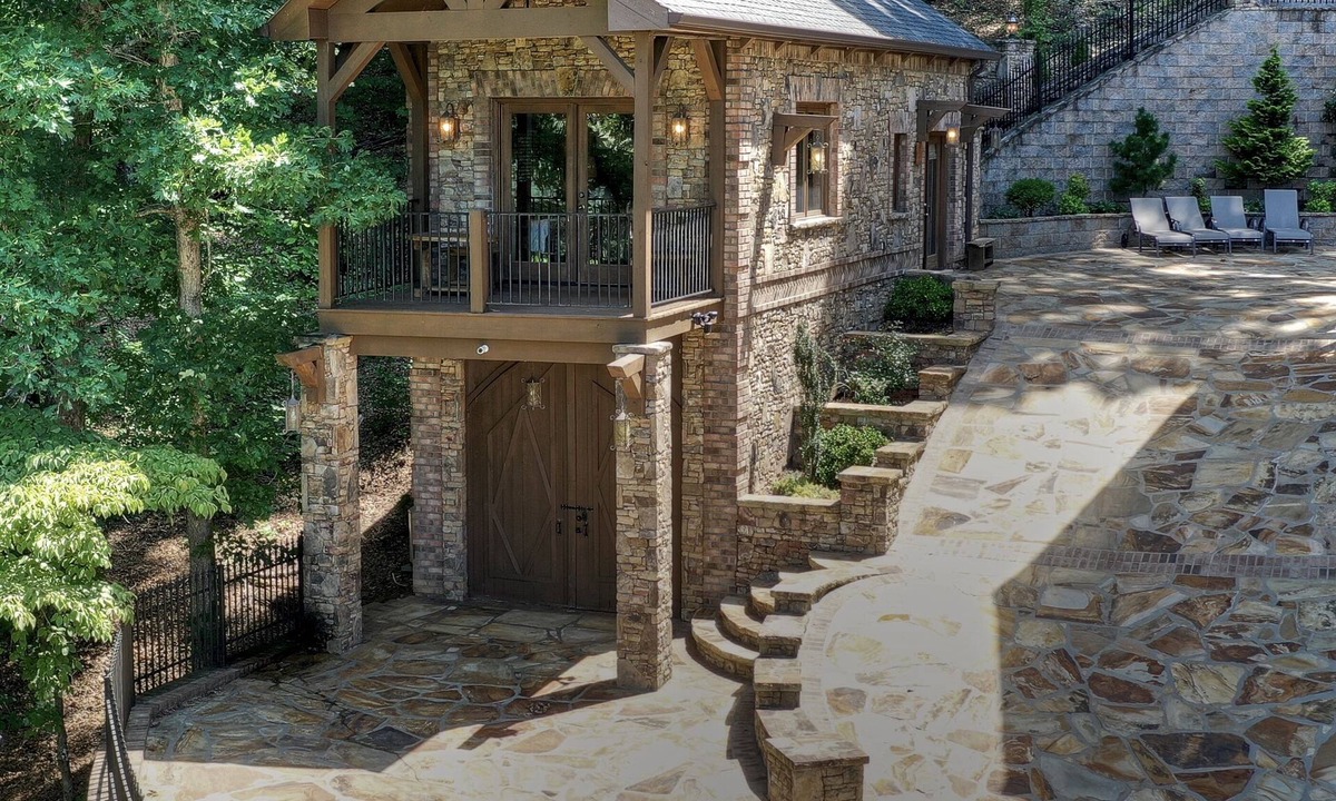 Blairsville Cabin | Private Mountain Rock Cabin with Spectacular Views