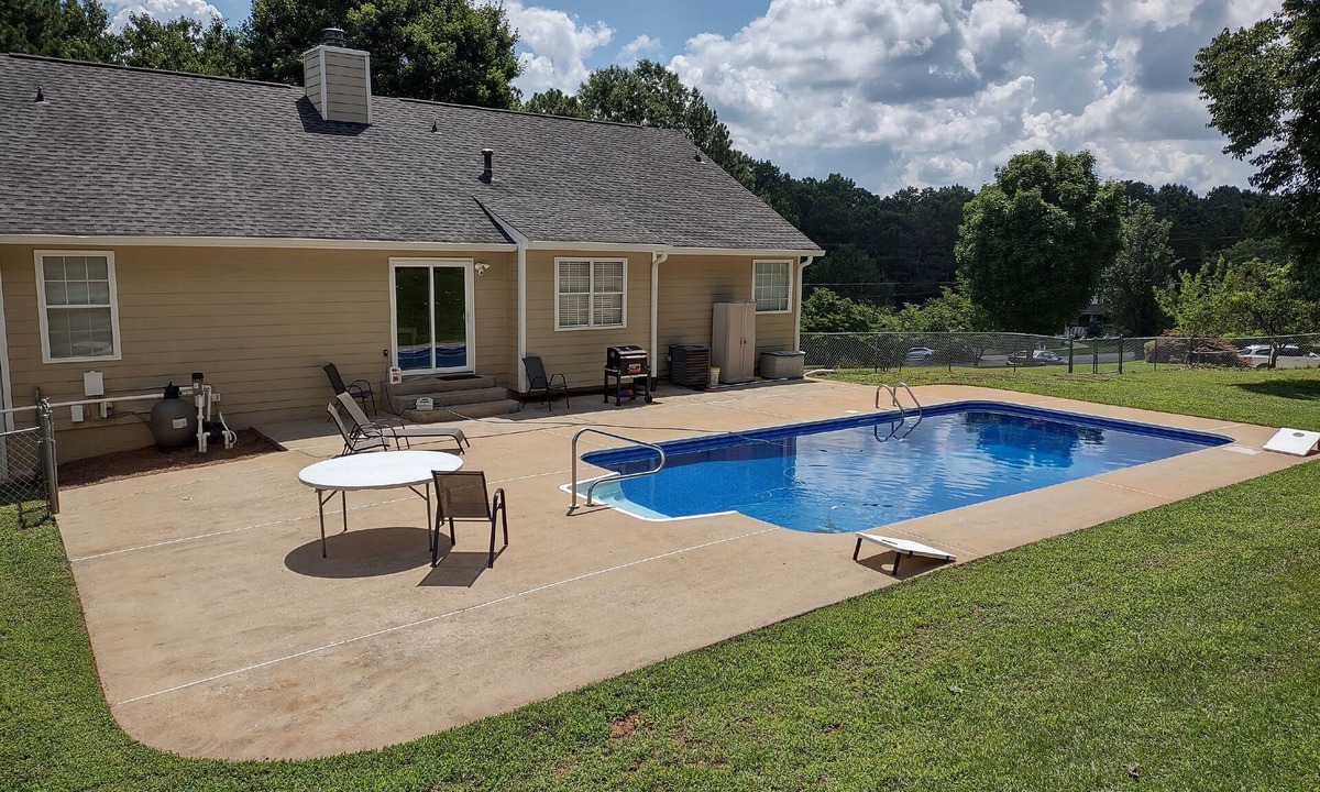 Douglasville House | Private Pool Family Vacation 4BR/4BA Home Close to 6 Flags #2726218