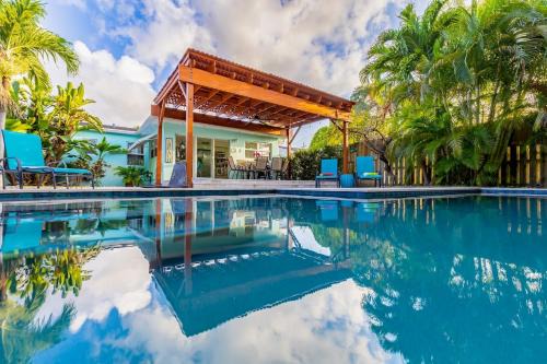 Dania Beach Villa | Private Pool & Games Near Dania Pointe & Beaches