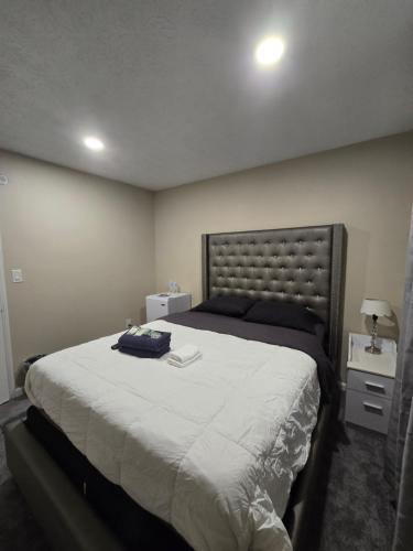 Stone Mountain House | Private Queen Room Guesthouse near Stone Mountain
