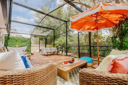 Orlando Apartment | Private UCF Apt King Priv Yard Outdoor Tub