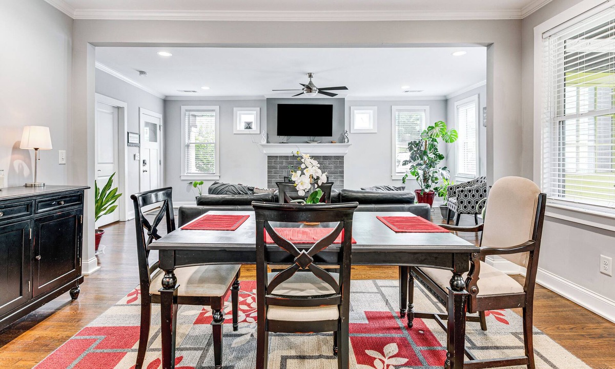 Westview House | Private Yard, 3 Mi to Int’l Soccer Play! ATL Home