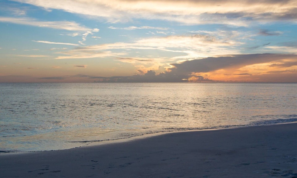 Marco Island Condo | Quaint 1 bedroom condo.Guest Ready