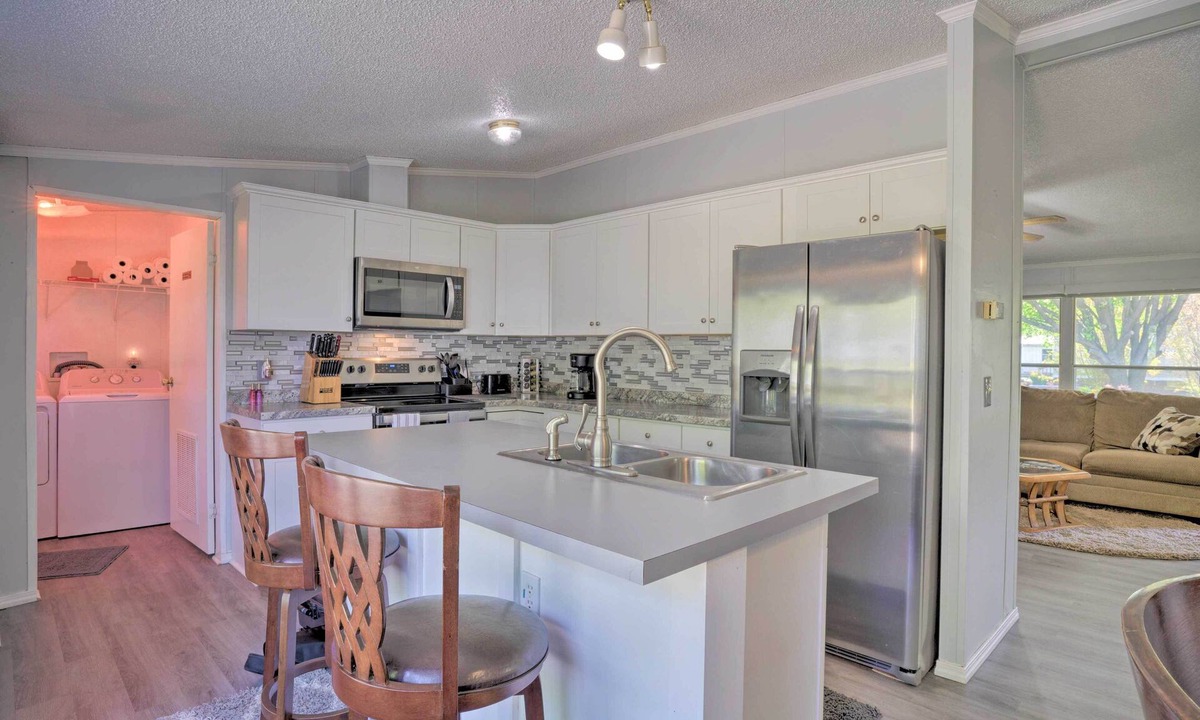 Ridgely House | Quaint Ridgely Home ~ 9 Mi to Reelfoot Lake!
