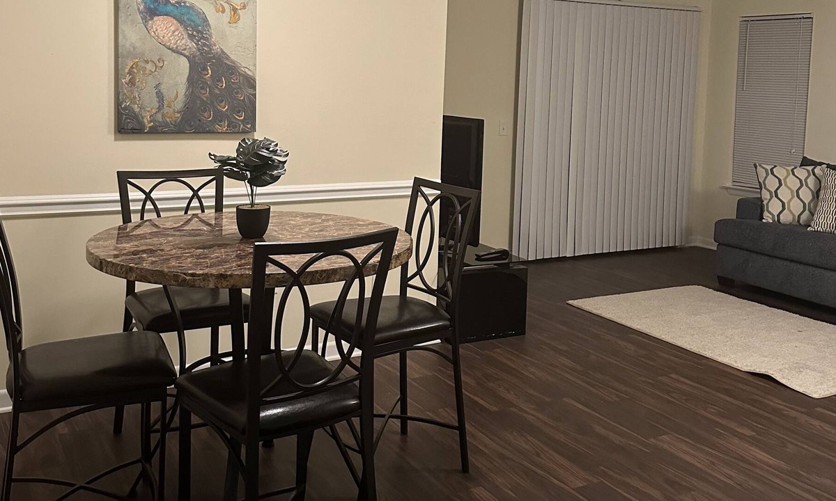 Harbison Apartment | Quiet 2BD Apt Near the Interstate Shopping and Dining