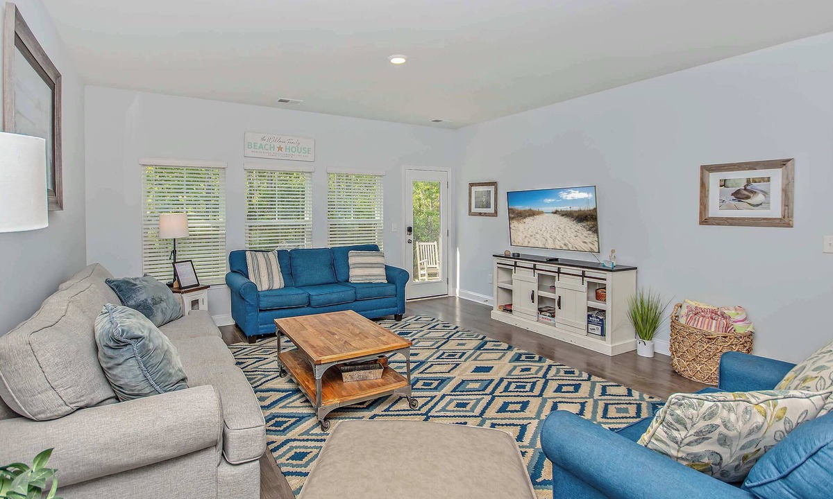 Red Hill House | Quiet 4BR Golf Getaway at Legends Resort