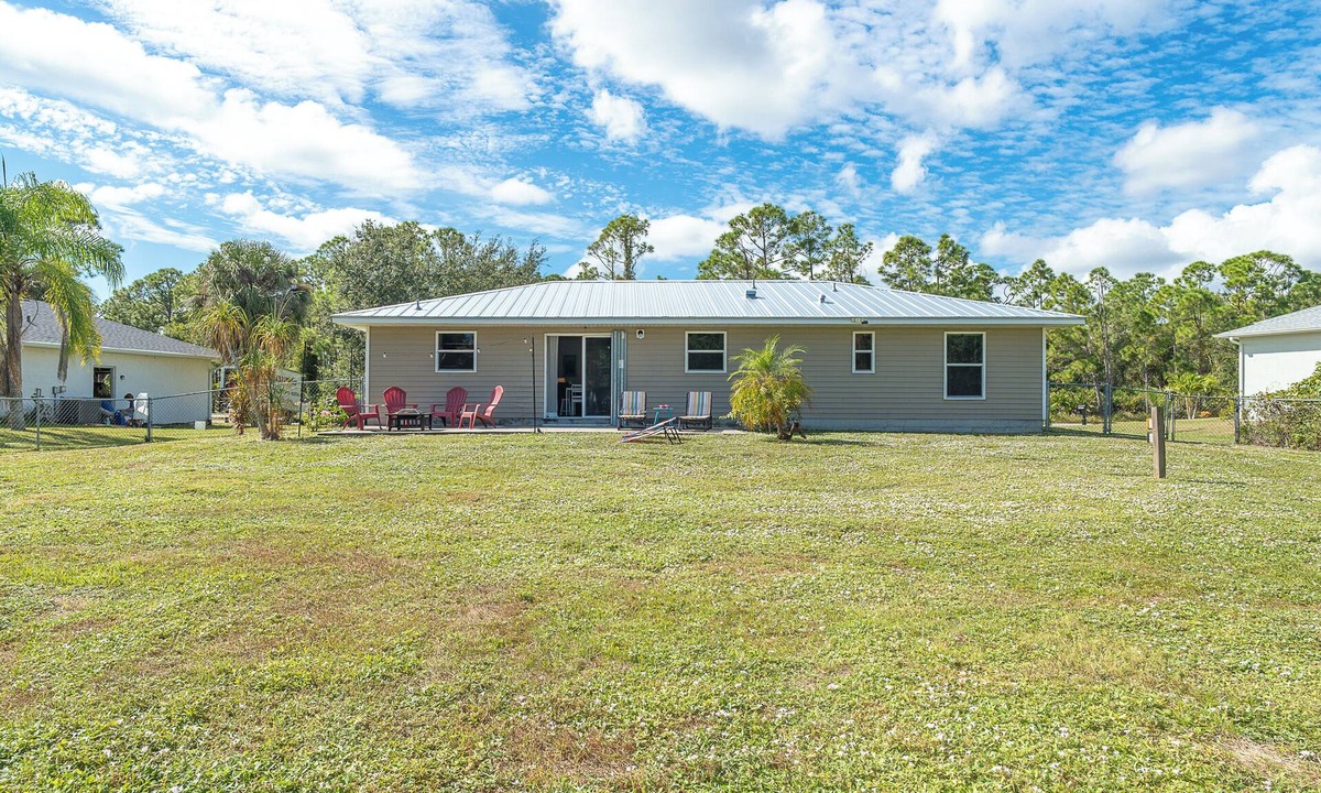 Gulf Cove House | Quiet and Simple Port Charlotte Stay Near Harbor