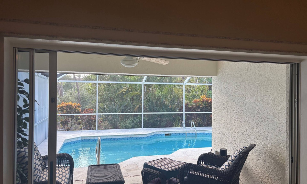 North Naples Villa | Quiet Winter Getaway 30 day minimum. 30 days needed for HOA to approve renters.