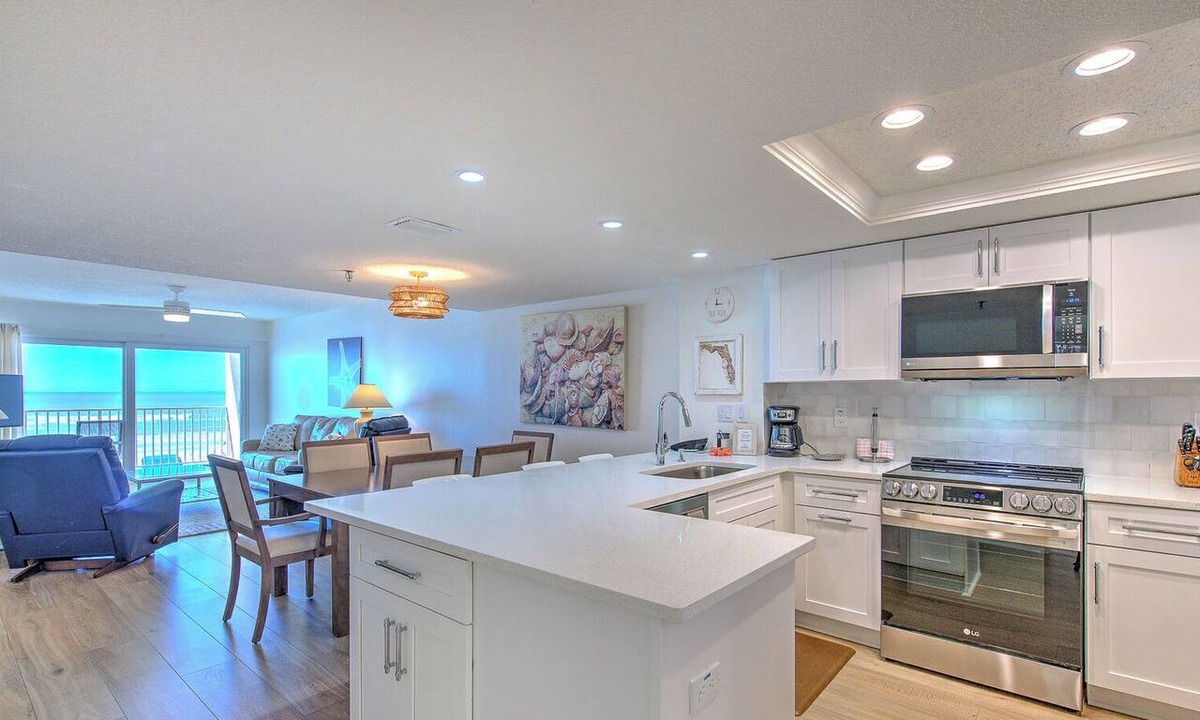 North Redington Beach Condo | Ram Sea 113 is a Gold 3-bedroom 2 bath Condo with a Private Front Balcony
