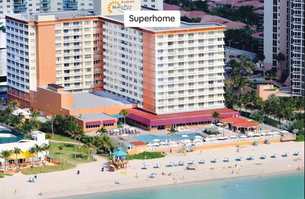 Sunny Isles Beach Villa | RARE FIND - Perfectly Located Relaxing Beach Front studio at the Marco Polo Resort - Collins Ave - Sunny Isles Beach - near aventura mall and more
