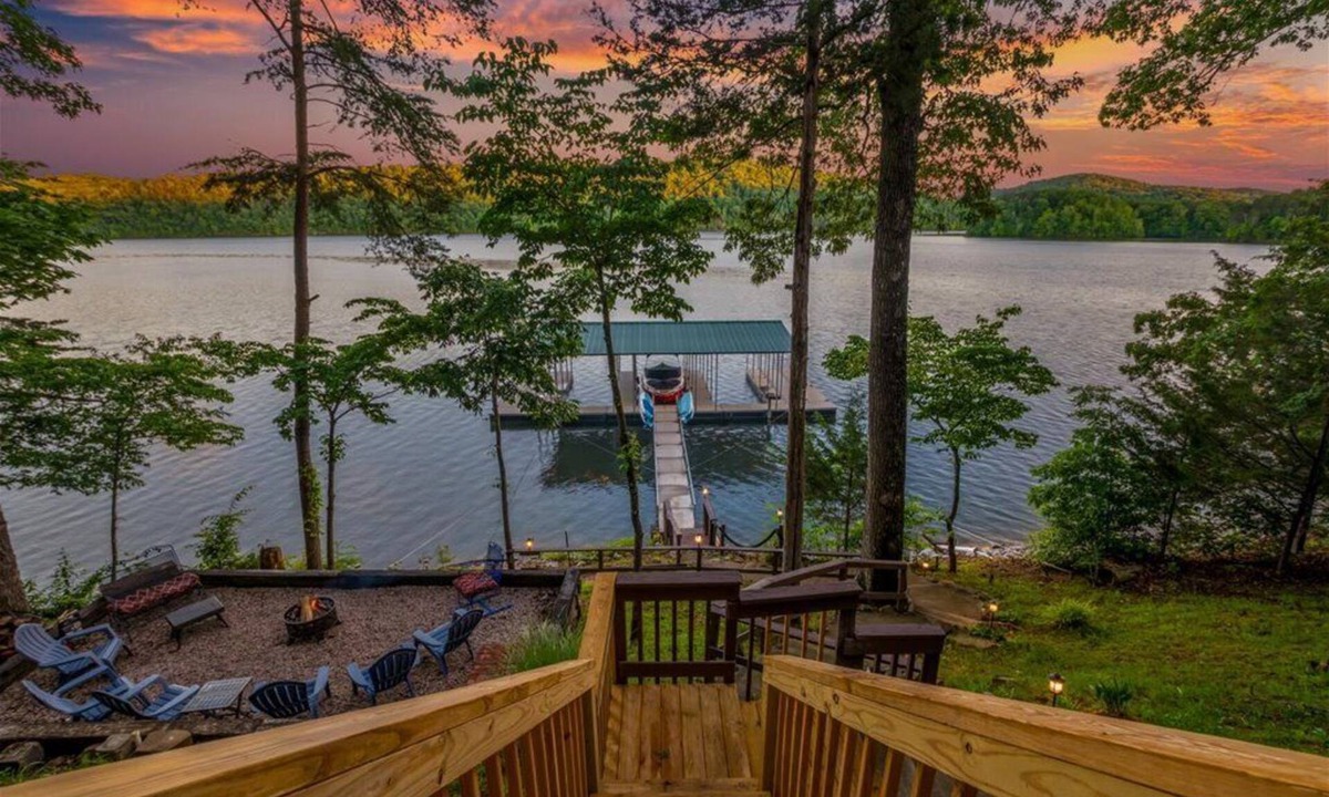 Sharps Chapel Condo | Recently Renovated w/New Covered Dock. Prime summer dates still available!
