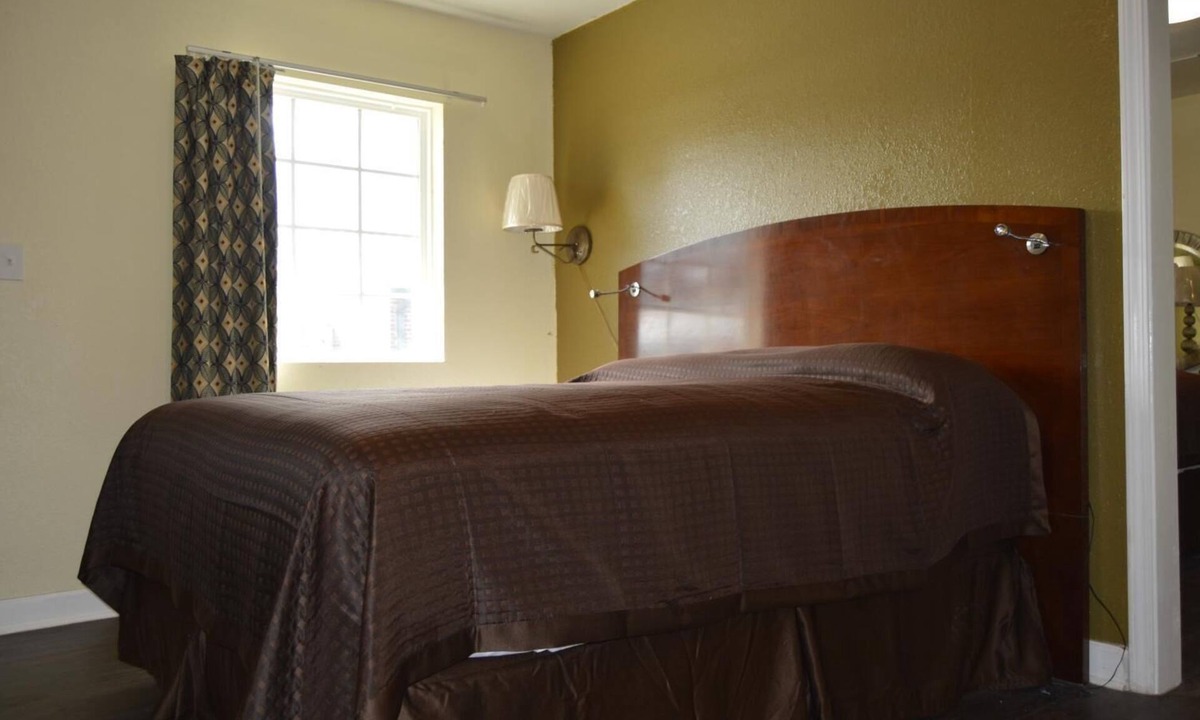 Toccoa Hotel | Regency Inn