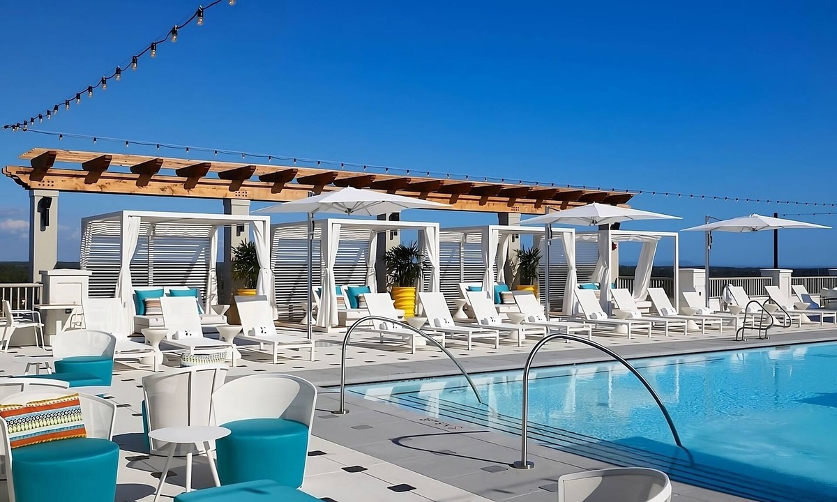Baytowne Wharf Apartment | Relax and Unwind! 4 Convenient Units, w/ Pool, Pets Allowed, Near Miramar Beach!