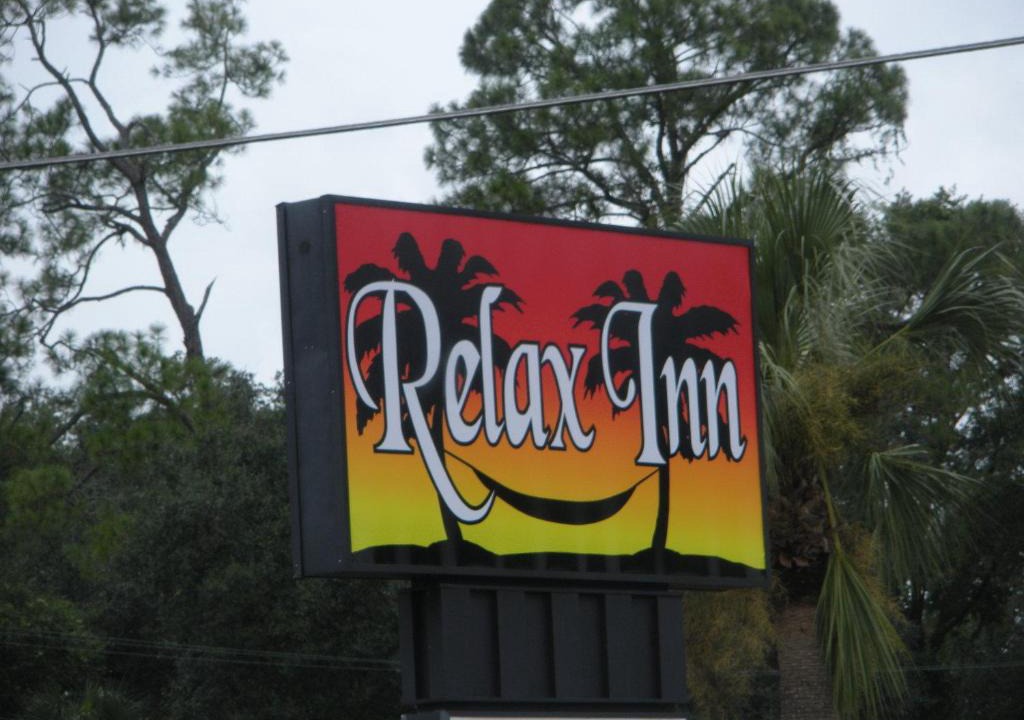 Silver Springs Hotel | Relax Inn Silver Springs