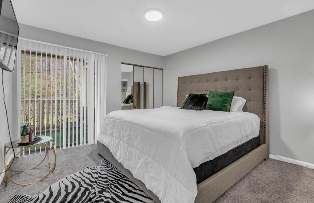 Sandy Springs Apartment | RELAXING & Cozy Unit with king bed