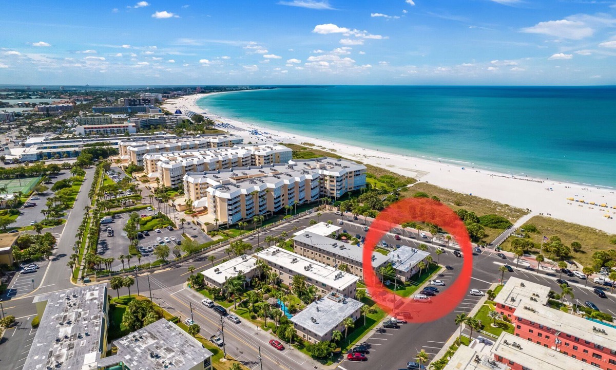 St. Pete Beach Condo | Relaxing GROUND floor condo ~ walk out to pool and the beach. FN #103