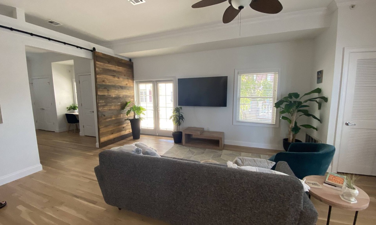 Asbury Park Condo | Renovated Asbury Pk 1 bedroom condo, 9-10 month lease