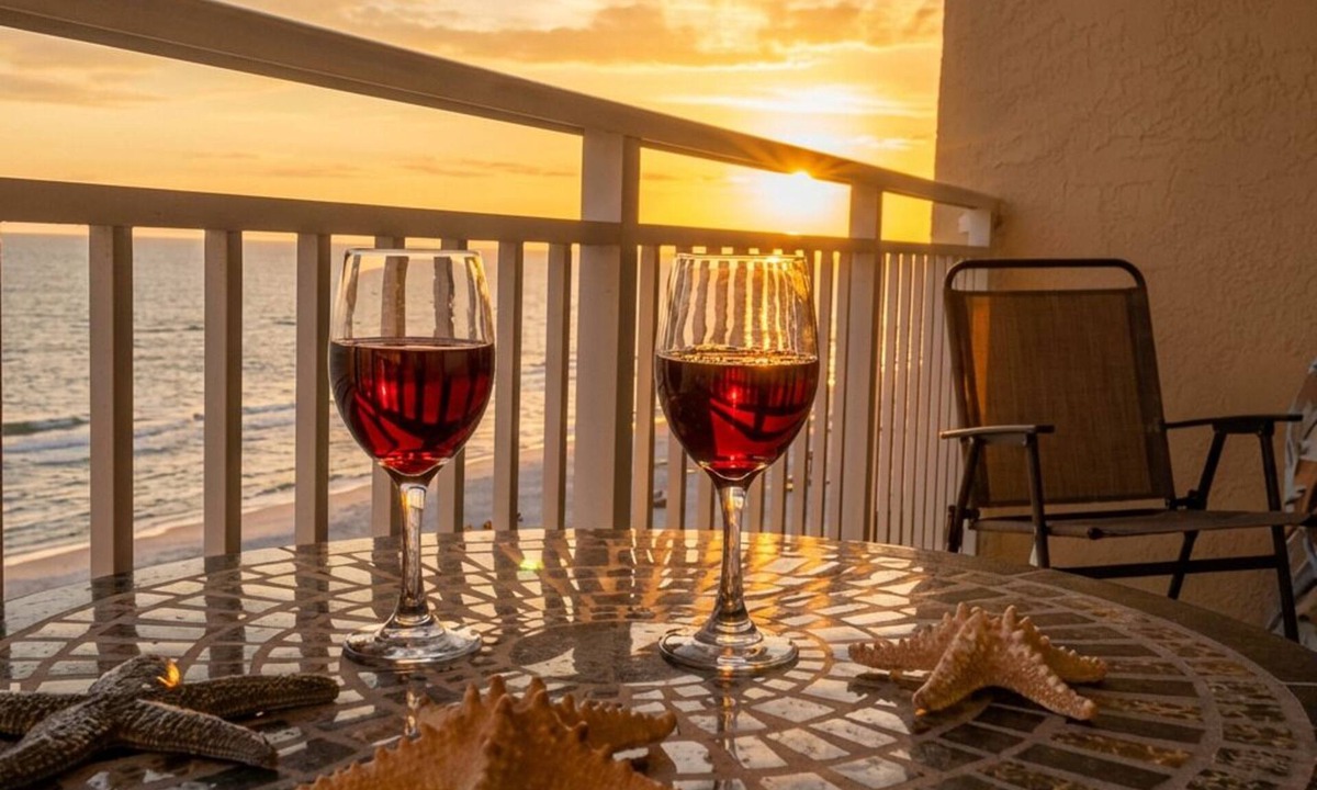 Panama City Beach Condo | Resort Comforts & Stunning Emerald Coast Views-Free Beach Service!