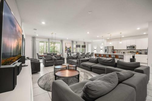 Kissimmee Villa | Resort Villa 15BR Veranda Palms
