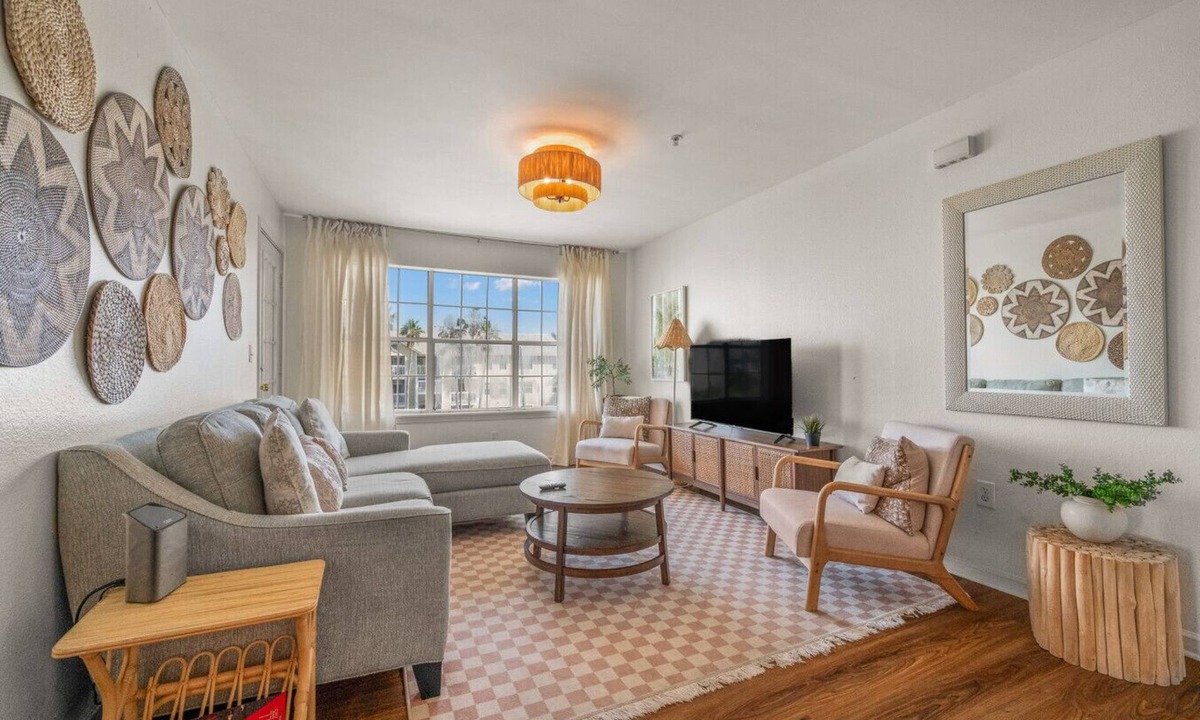 Indian Bayou Apartment | Resting Beach Place at Indian Lakes