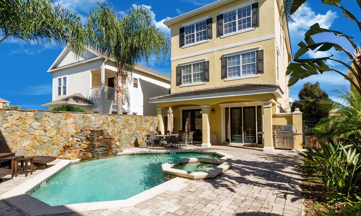 Reunion House | Reunion Disney Villa, Luxury Guarded/gated community only 15 minutes from WDW
