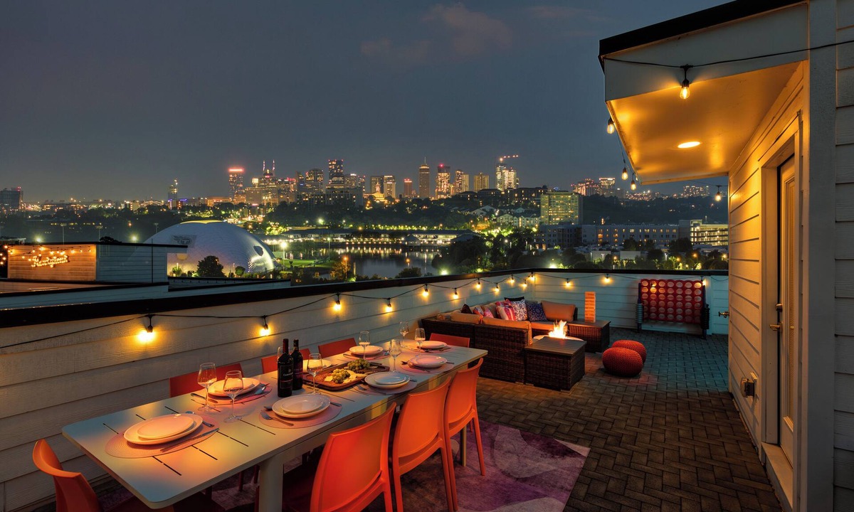 Haynes Area House | Rooftop Fire pit, 5 min to Broadway
