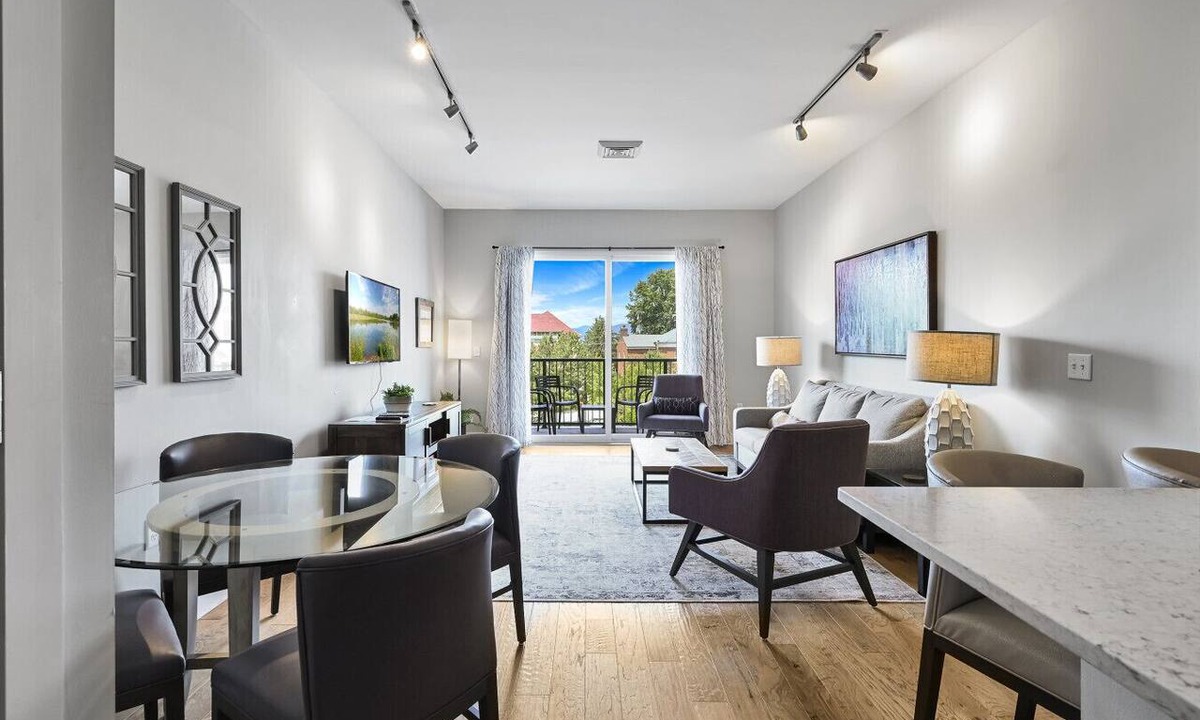 Asheville Condo | Roomy and Accessible Downtown Balcony Condo
