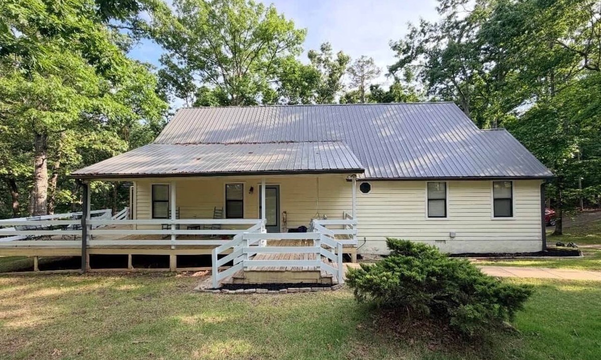 Counce House | Rooster Tail: Fun for the whole family!