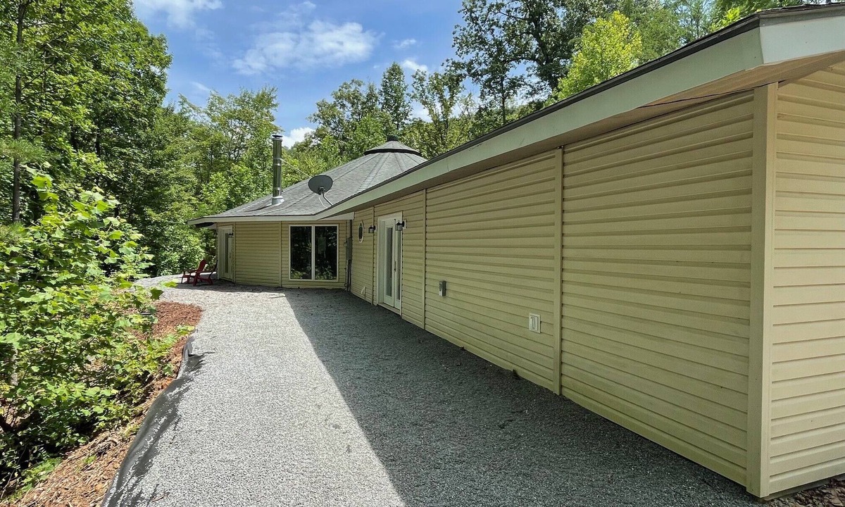 Lake Lure House | Round Deltec Home in picturesque Lake Lure