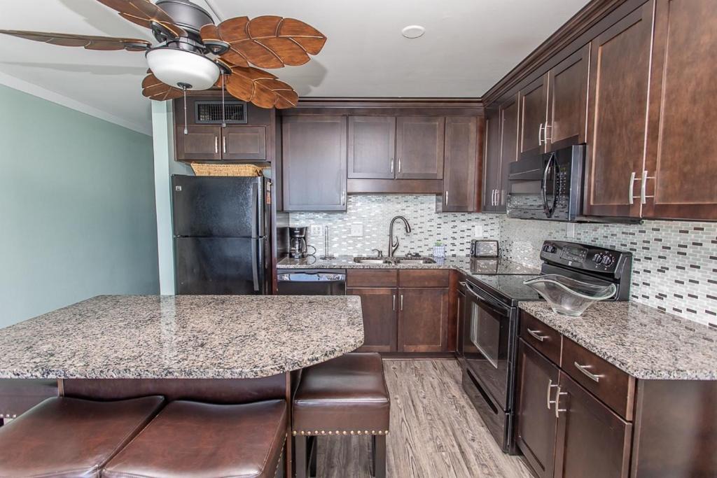 Garden City Apartment | ROYAL GARDEN RESORT 903 condo