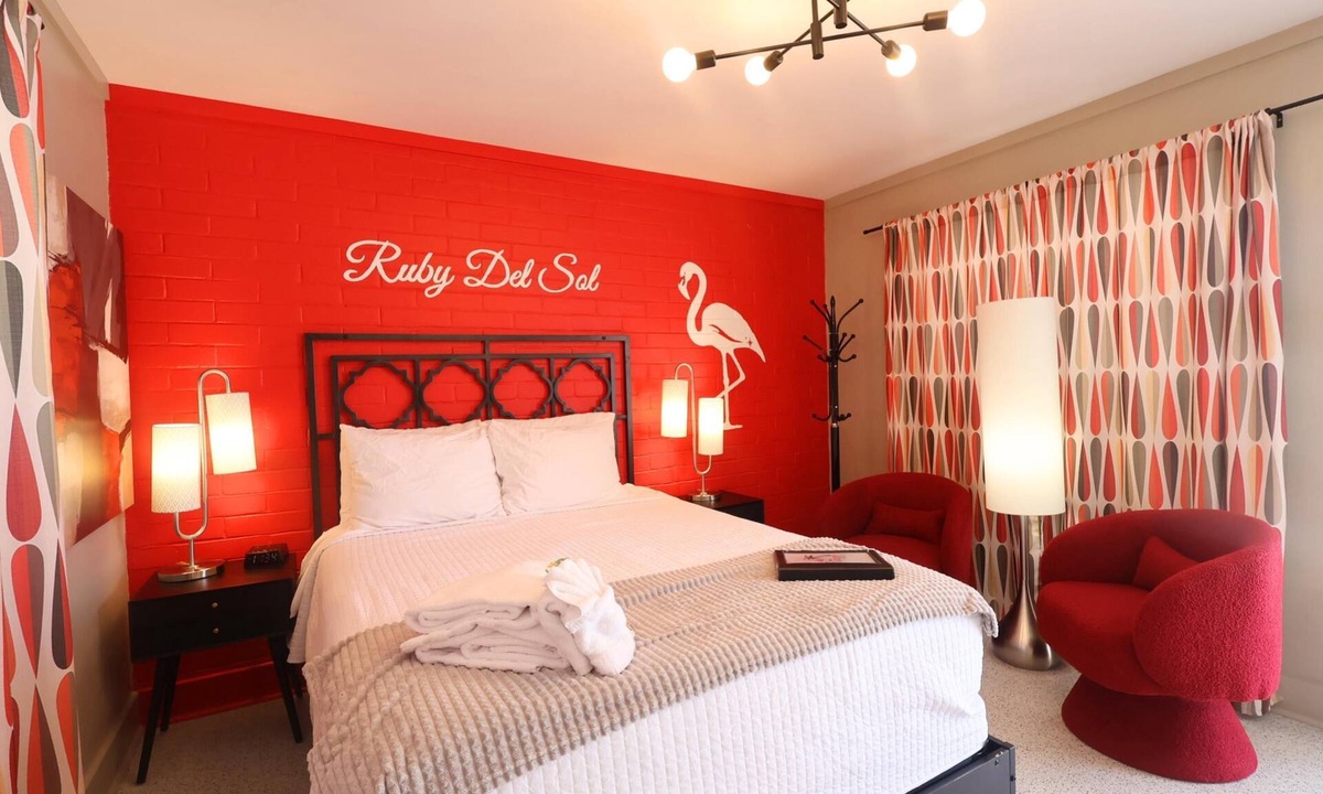 Port St. Joe Hotel | Ruby Del Sol | Bold Red Boutique Suite