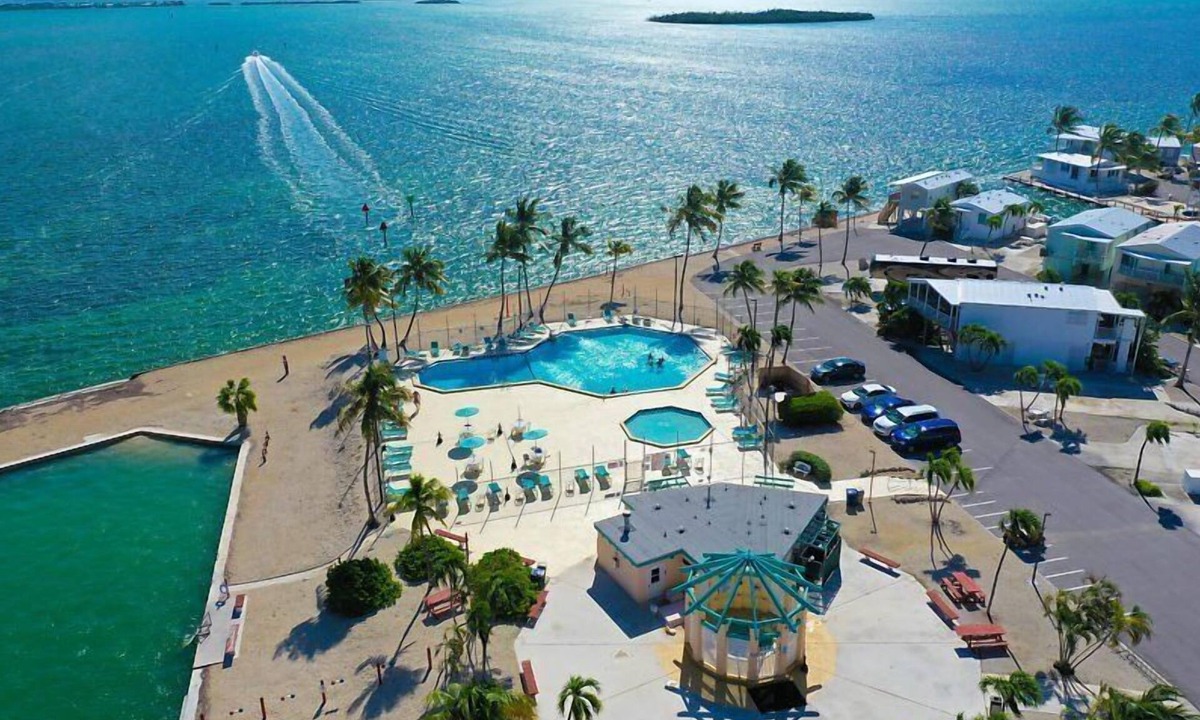 Cudjoe Key RV Rental | RV Lot 502 Venture Out, Located on a boating canal