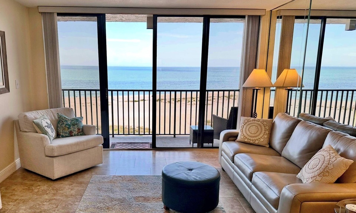 Sand Key Condo | Sand Key Lighthouse Towers 2 Bedroom Beachfront