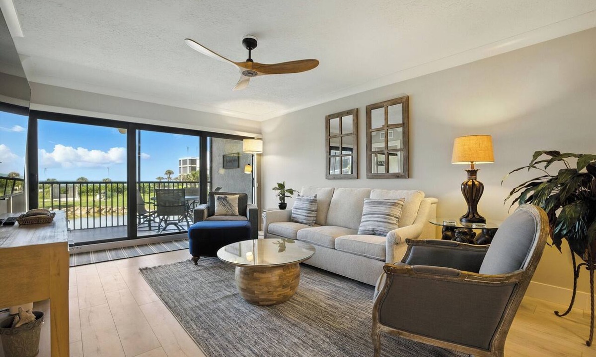 Sanibel Condo | 🌺Sand Pointe 214- All New Luxury with Sweeping Gulf Views *POOL NOT OPEN🐬