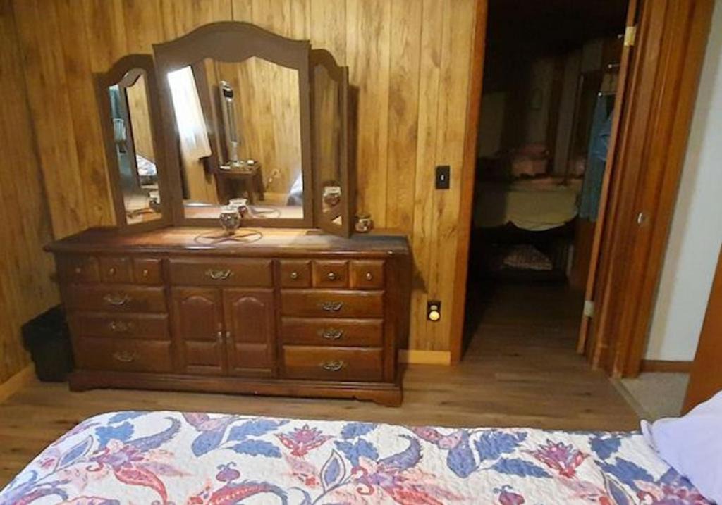 Chiefland House | Sandie's Country Bed and Bath