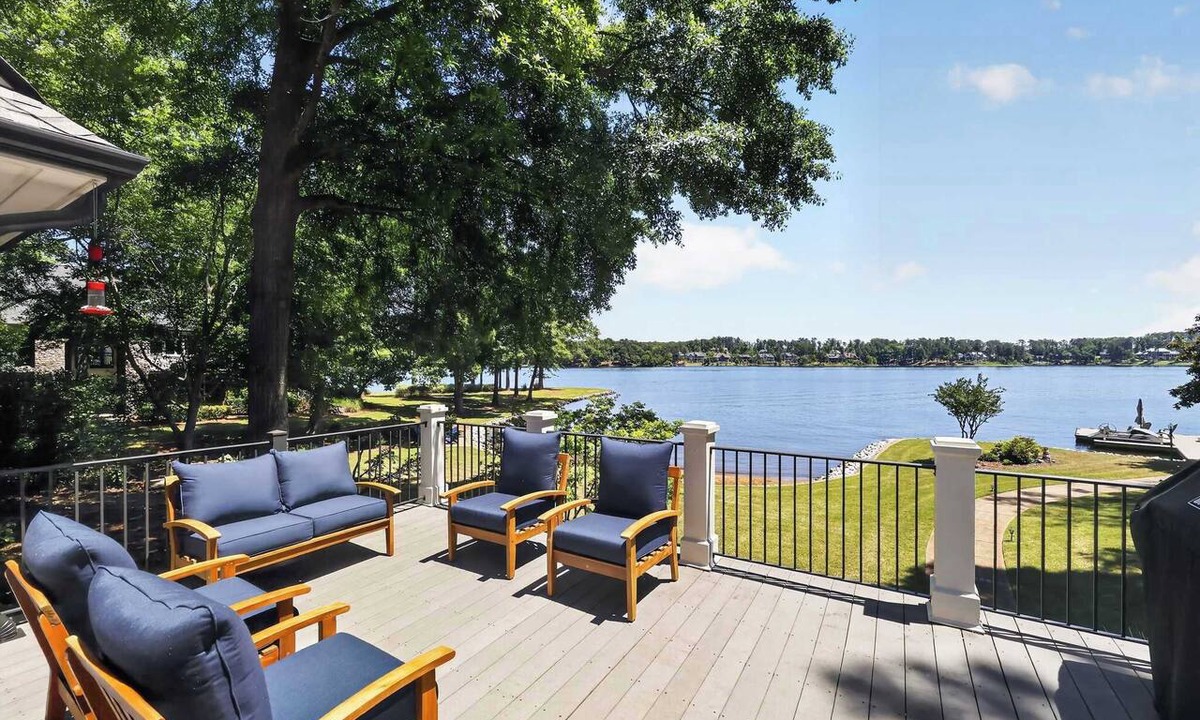 Lake Oconee House | Sandy Cove Cottage- Great Waters Lakefront Luxury
