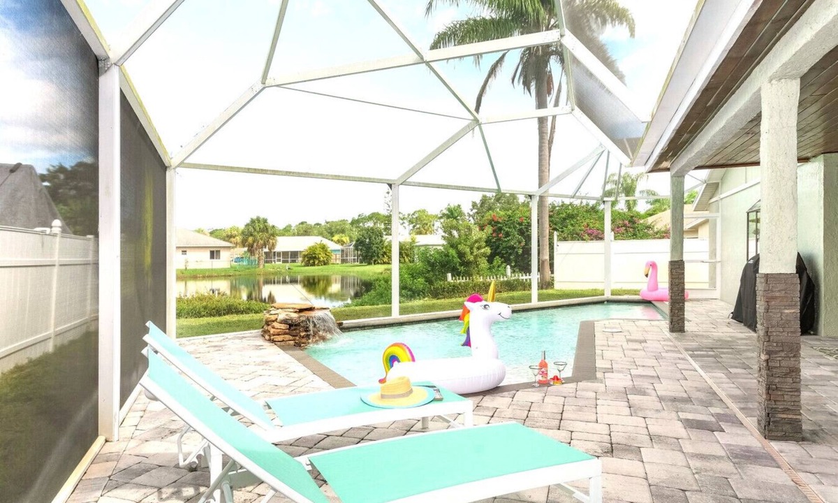 Bonita Springs House | Sandy Haven * explore, beach, pool, wine and dine!