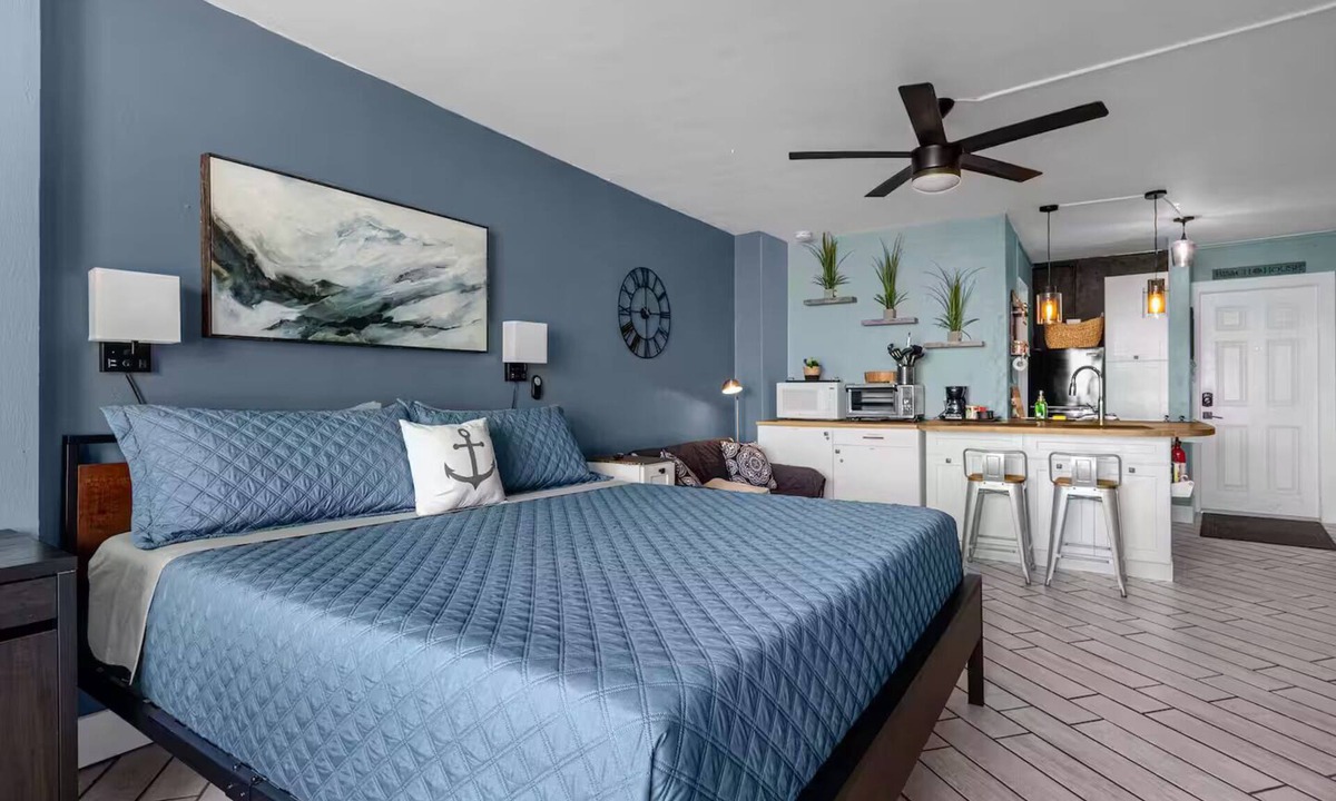 Bostwick Park Condo | Sandy Shores - Ocean Front Complex - Pool Open