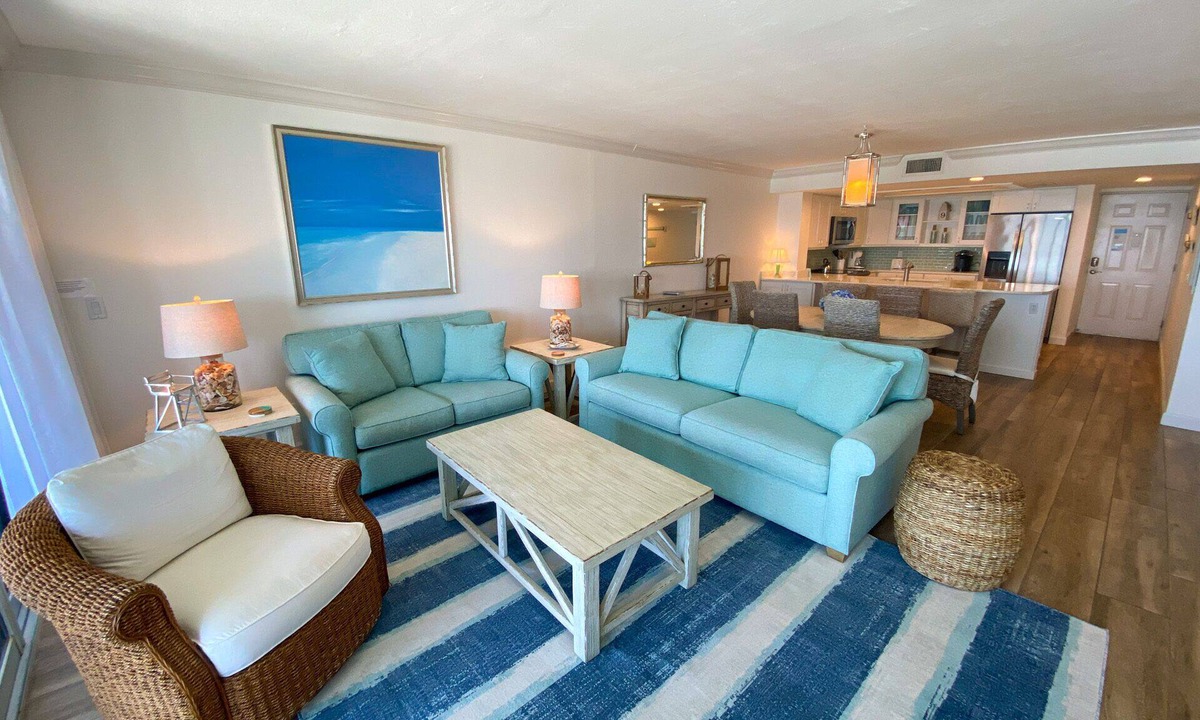 Punta Rassa Condo | Sanibel Harbour Resort Bay View Tower 135: Overlooking the private beach with stunning sunsets.